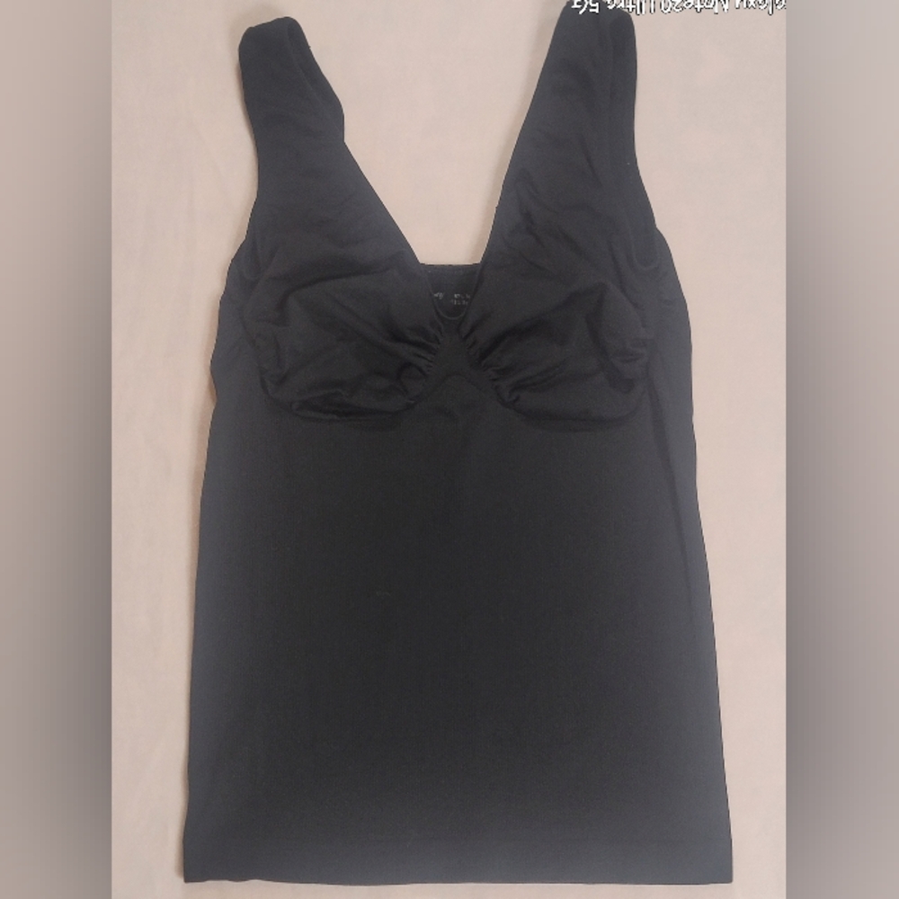 0816. EUC ~ Heavenly Shapewear ~ 1X ~ Slims & Contains ~ Deep V-neck ~ Comfort!